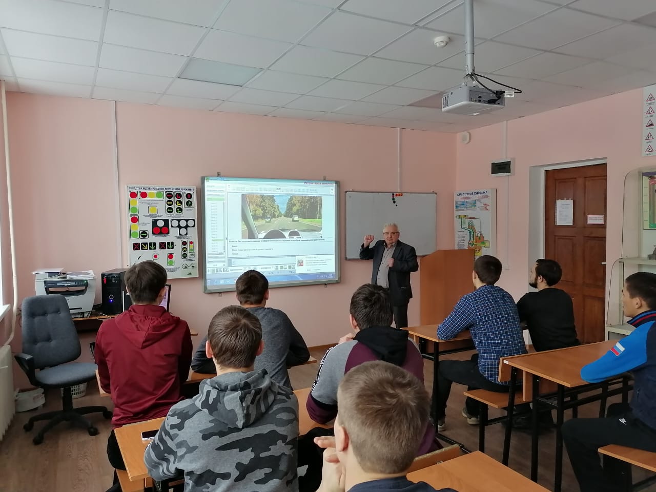 образование техникум. аграрный техникум красноярск. эмблема сфу автошкола. автошкола красноярского края. автошкола кар красноярск.